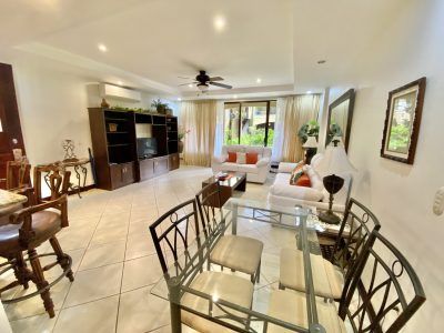 Condominium 8