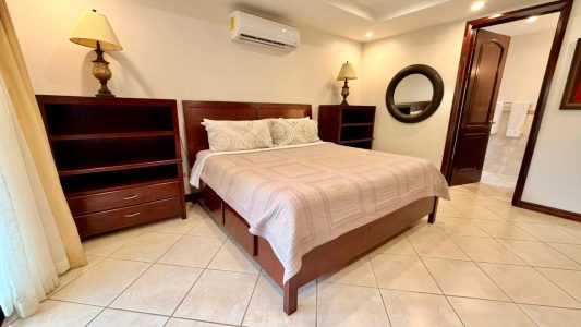 Condominium 8