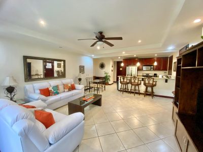 Condominium 8