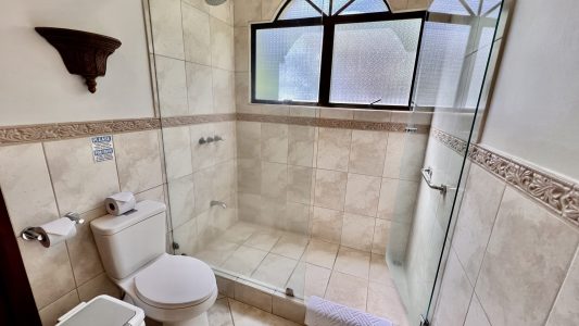 Condominium 8